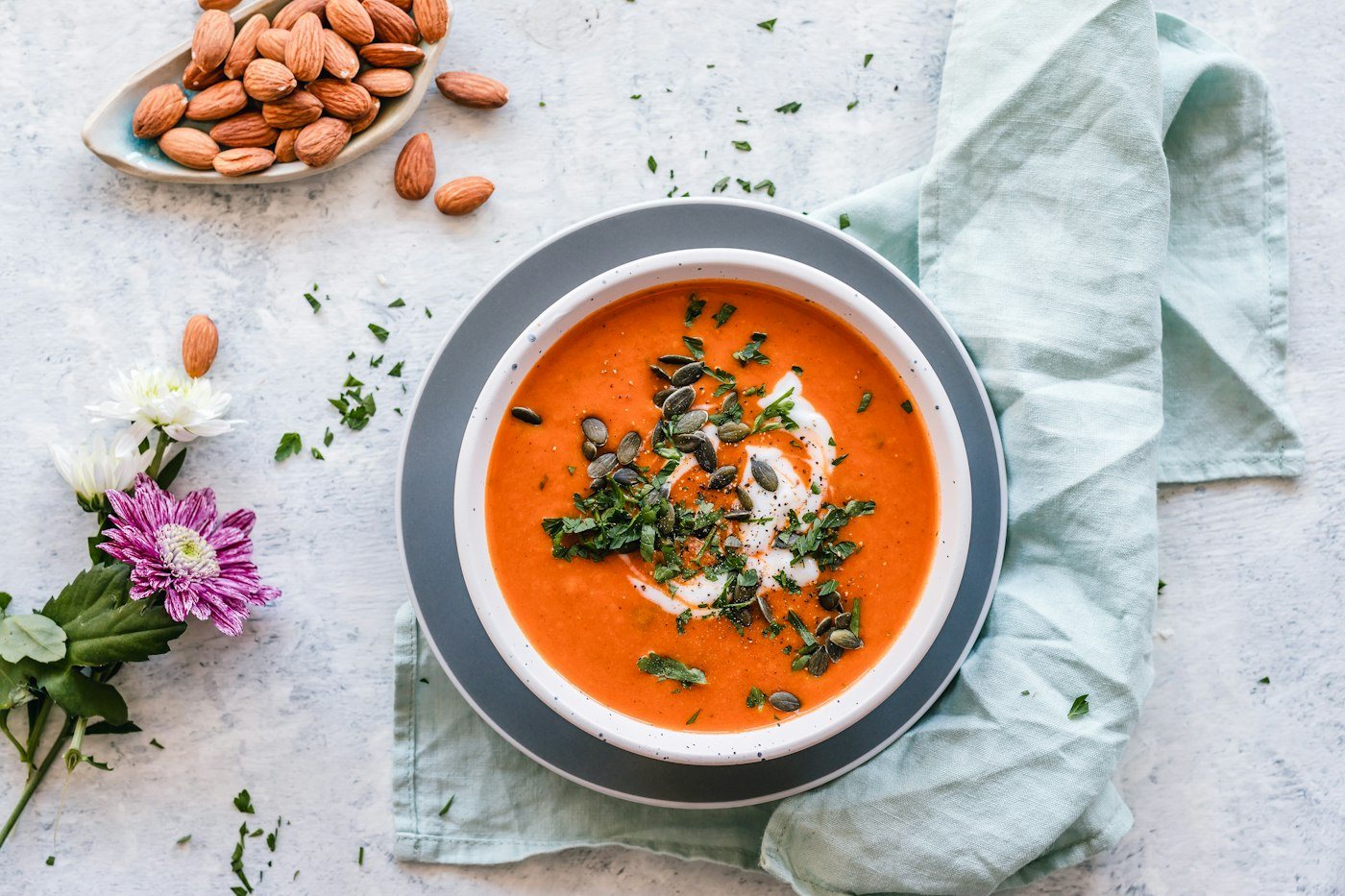 Creamy Roasted Tomato & Basil Soup